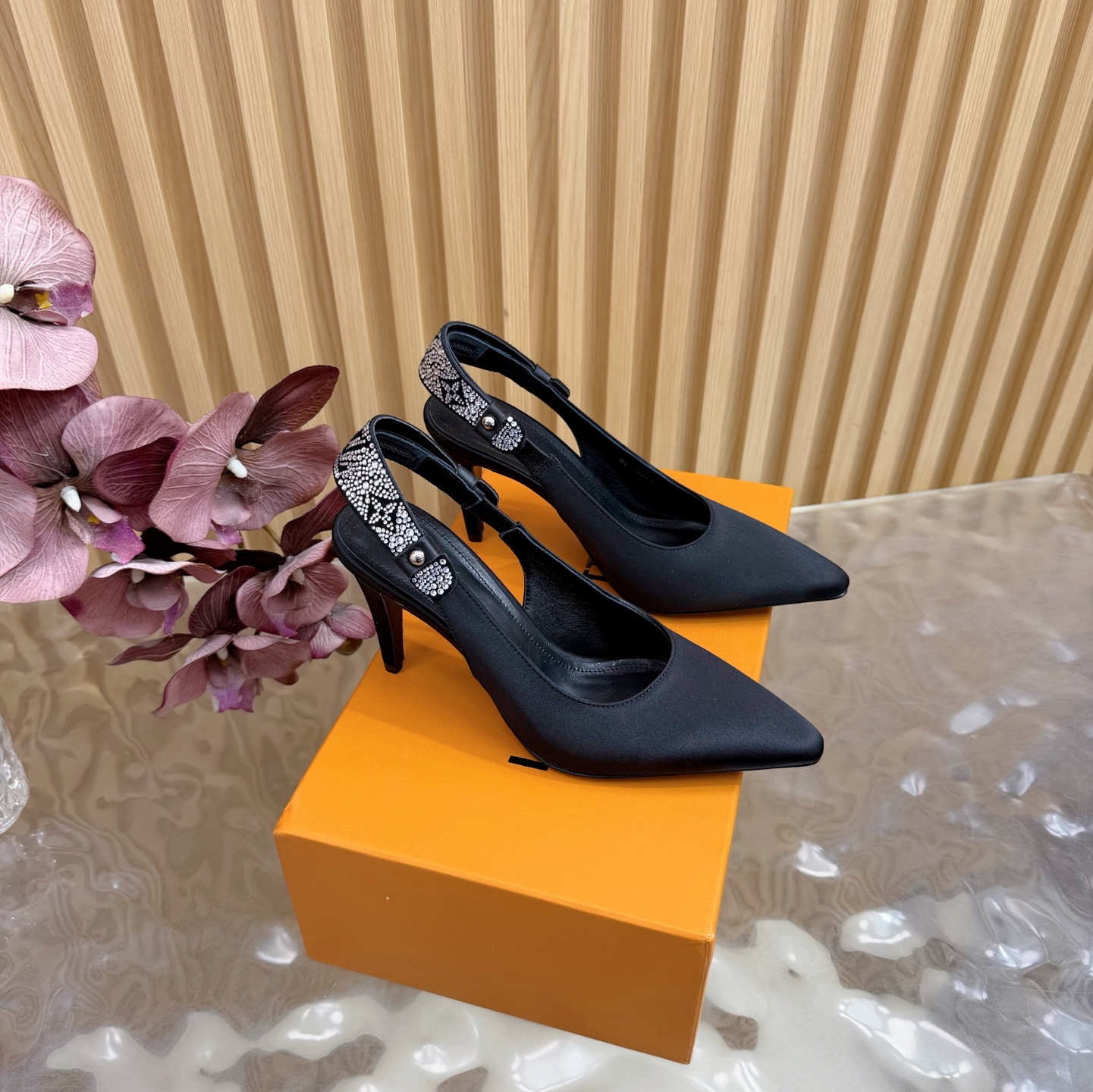 Women's high heels